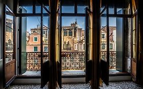 Savoia e jolanda Apartments